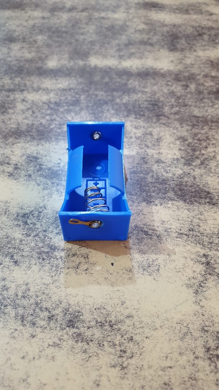 battery holder 1